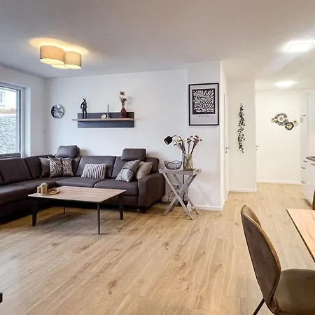 Gebirgsresort - 2 0 2 Апартаменти *