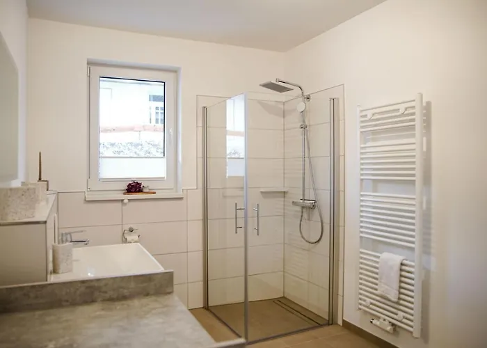 Gebirgsresort - 2 0 2